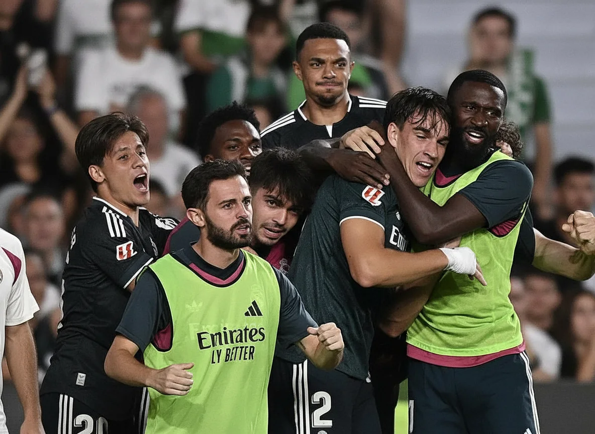 Espí, héroe de acción para salvar al Real Madrid ante el Elche